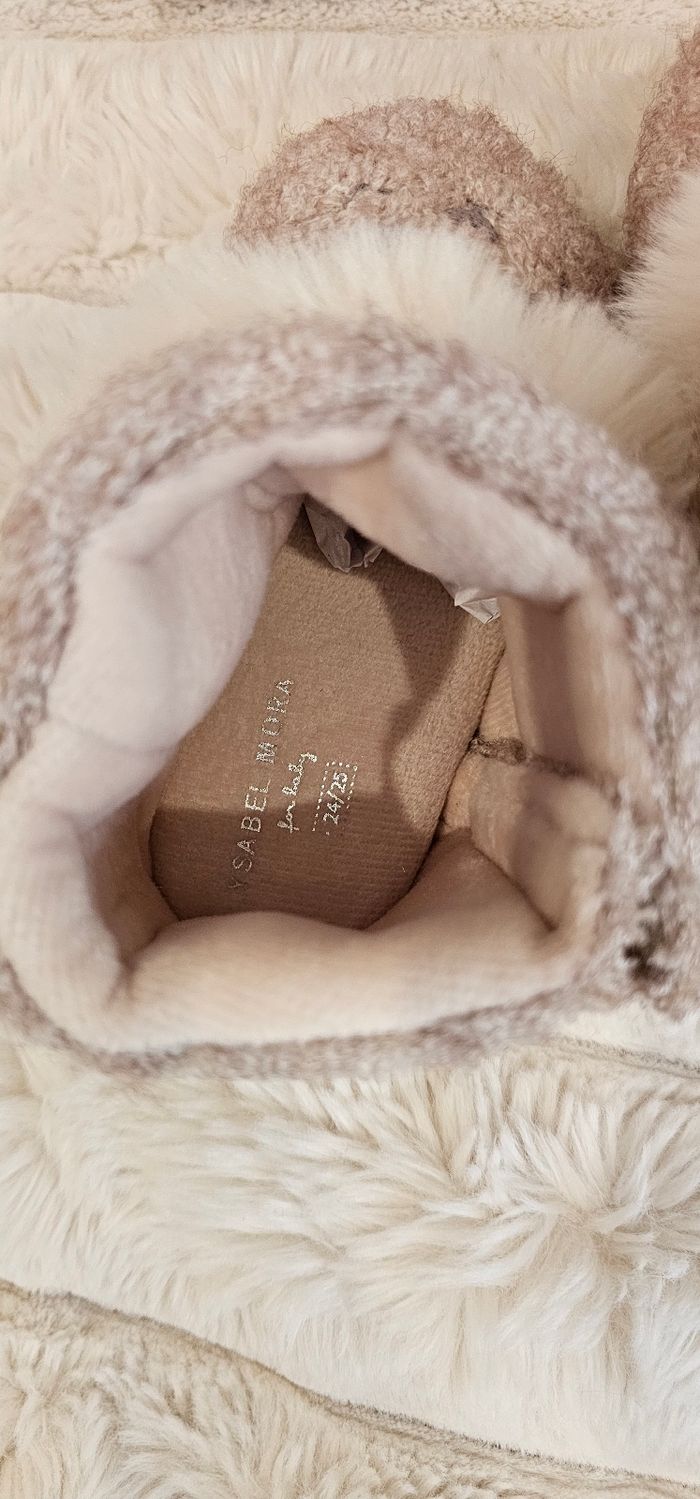 Magnifique chaussons ourson 🐻 taille 24-25 Neufs - photo numéro 5