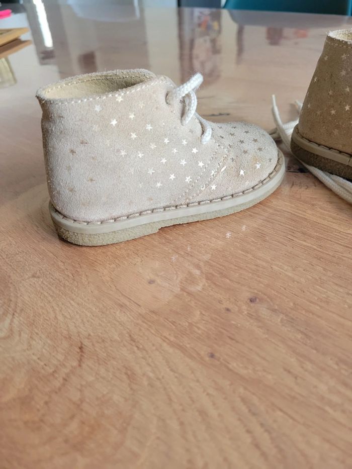 Chaussures montantes Daim pointure 21 - photo numéro 5