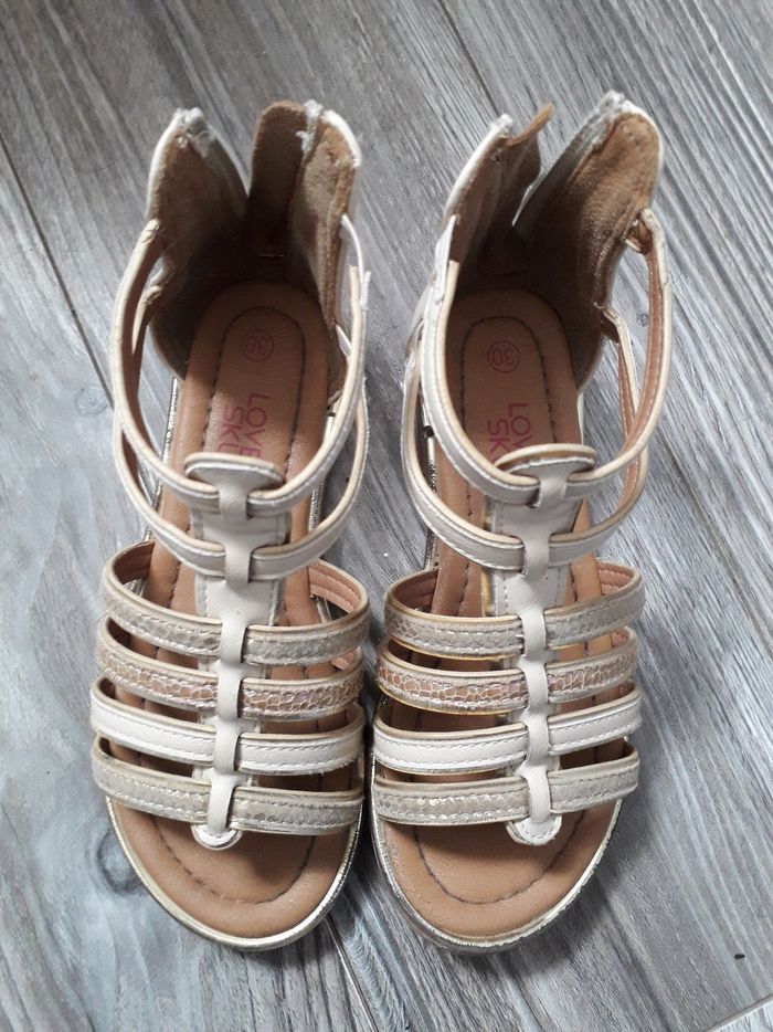 Sandalette fille pointure 30 - photo numéro 1