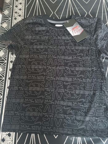 Tee-shirt airness neuf