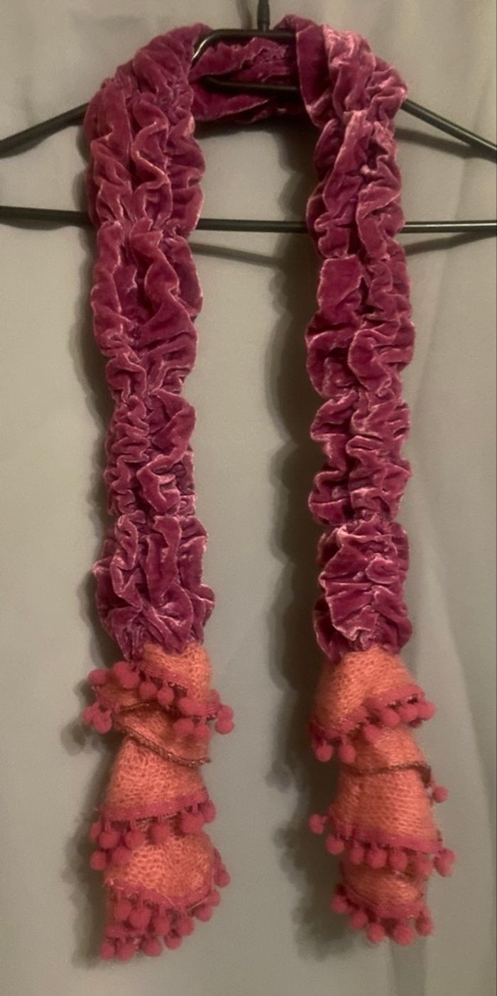 Echarpe velours rose/violette et corail - photo numéro 2