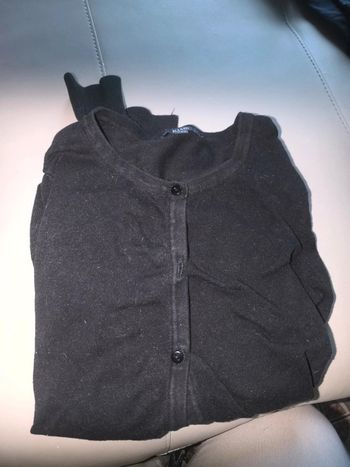 Gilet noir à boutons Kiabi