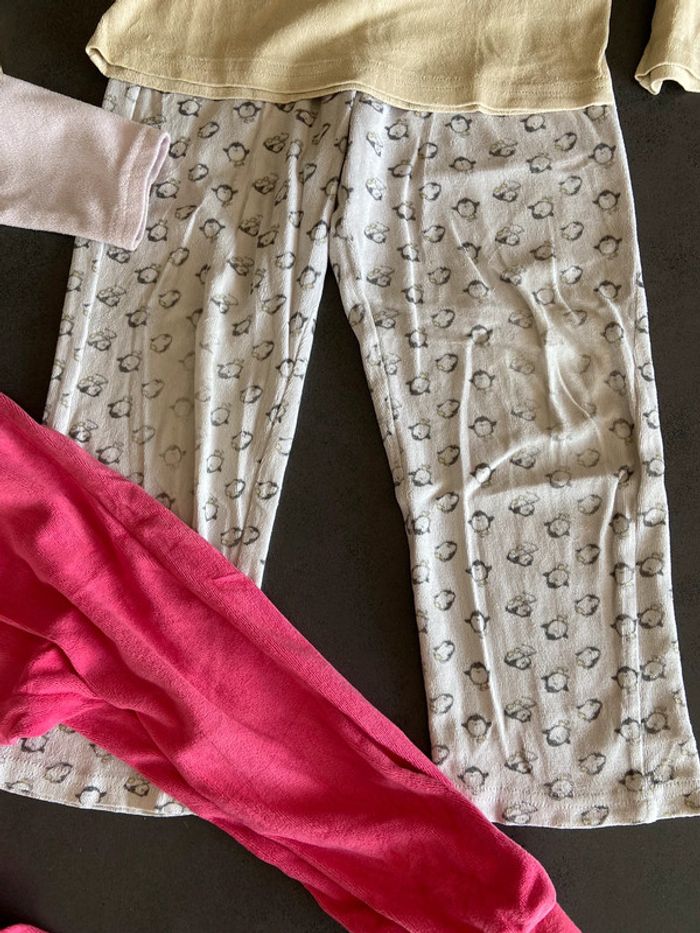 Pyjamas et robe de chambre - photo numéro 2