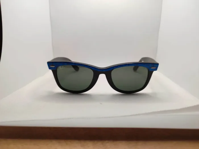 Lunettes Ray ban wayfarer street neat bleues fabriquées aux USA par Bausch e lomb