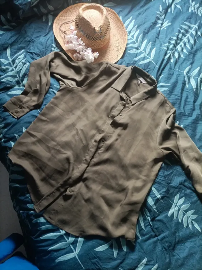 Jolie chemise fluide H&M 42