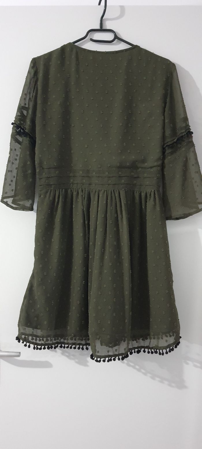 Robe kaki - photo numéro 2