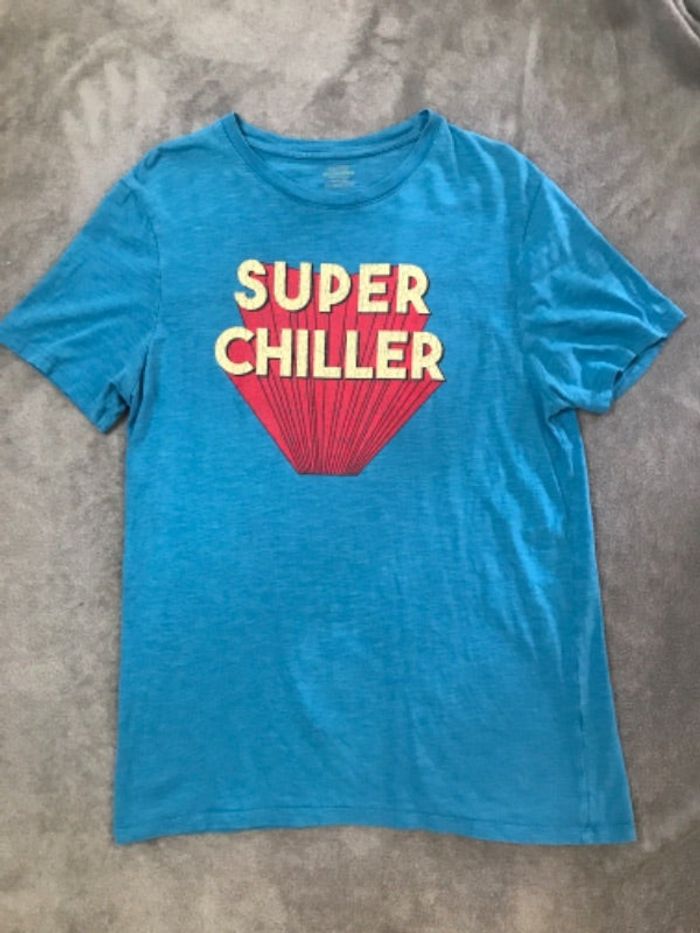 T-shirt bleu