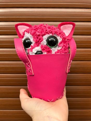 Petit panier rose avec animal rose