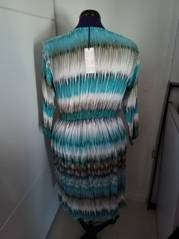 Robe courte - photo numéro 2