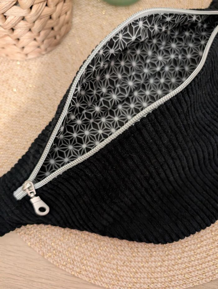 Sac banane femme en velours cotelé noir - photo numéro 3