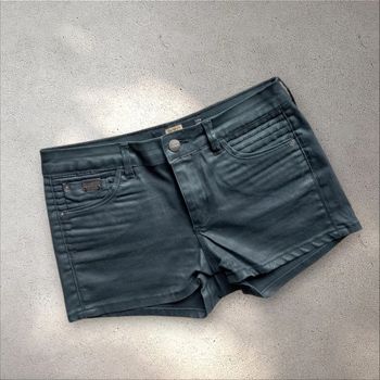 Short en jean huilé noir taille 36