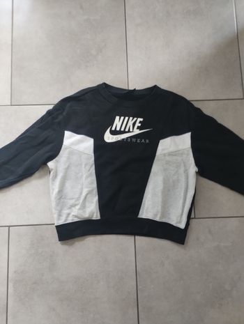 Pull Nike