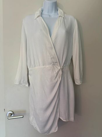 Robe blanche cache cœur Zara