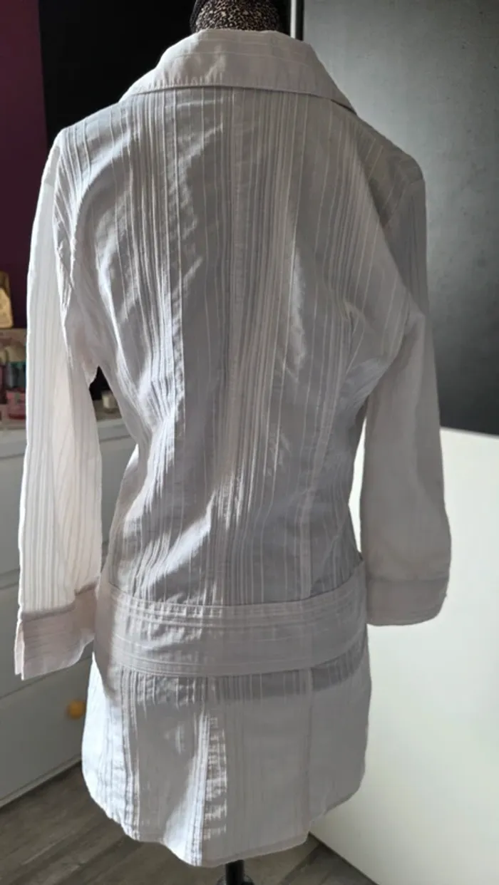 Chemise ou tunique de chez Fiorella di Verdi en taille 44 - photo numéro 4