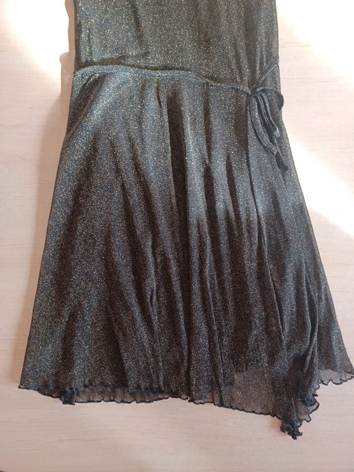 Robe à paillettes - photo numéro 4