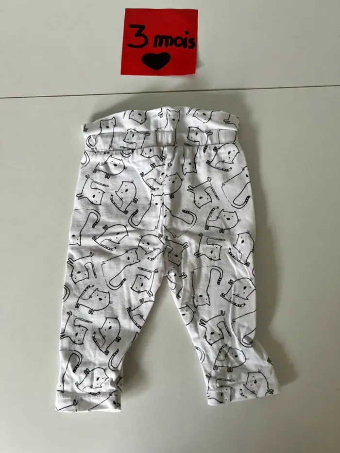 Pantalon 3 mois bébé - photo numéro 2