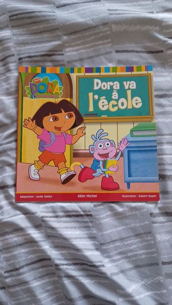 Livre Dora a l'école