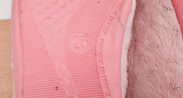 Chaussons fille pointure 25 - 2 ans 1/2 - photo numéro 4
