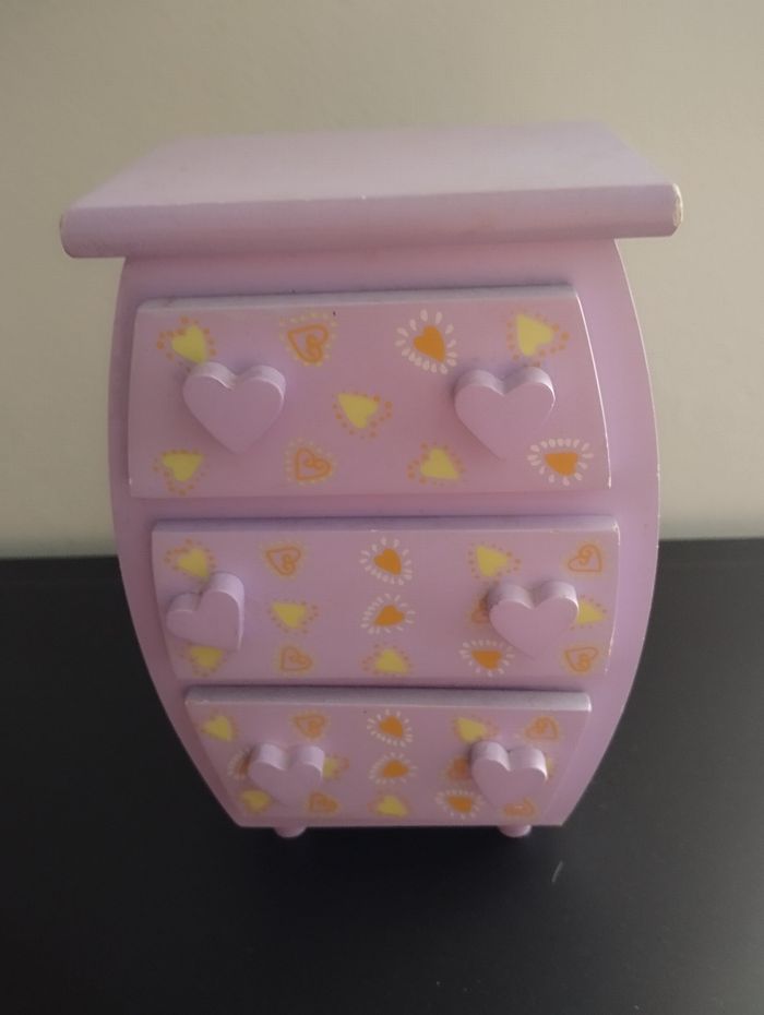 Boite à bijoux en forme de commode - photo numéro 4