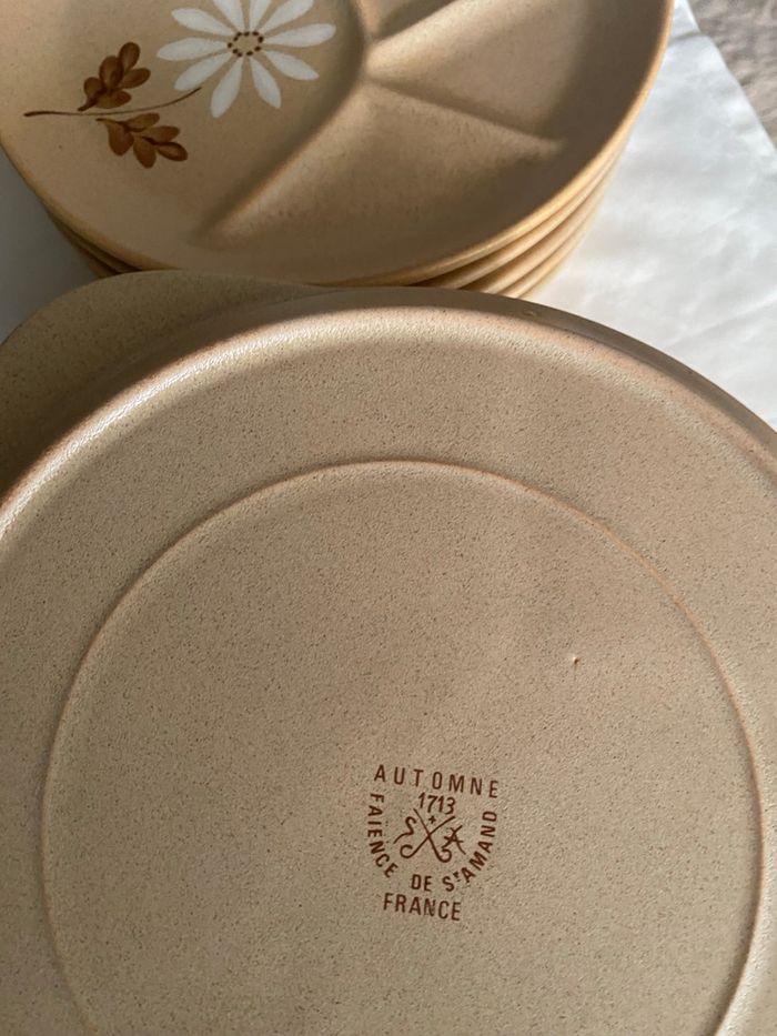 Service à fondue vintage Saint- Amand - modèle Automne - 6 assiettes + soupière - état excellent - photo numéro 6