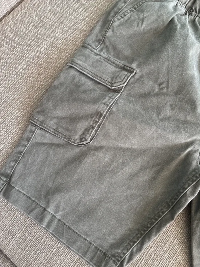 Short battle cargo facile à enfiler kaki porté une fois - photo numéro 4