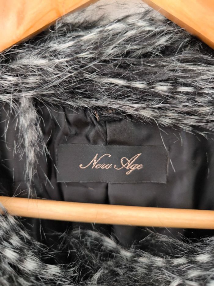 Veste sans manches en fausse fourrure New Age Taille 42/44 - photo numéro 4