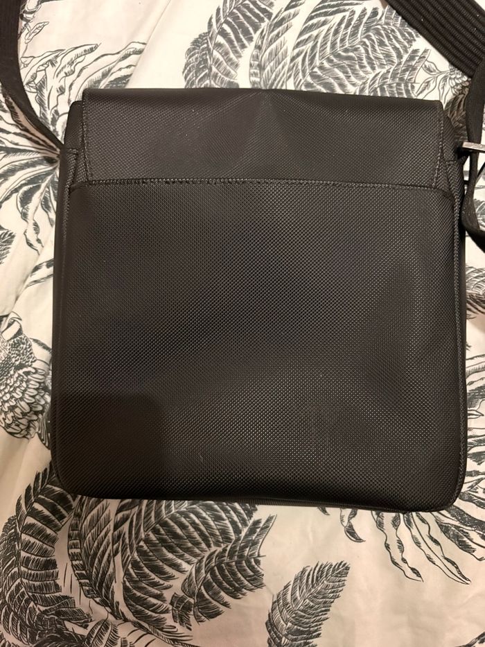 Sacoche/sac Lacoste - photo numéro 5