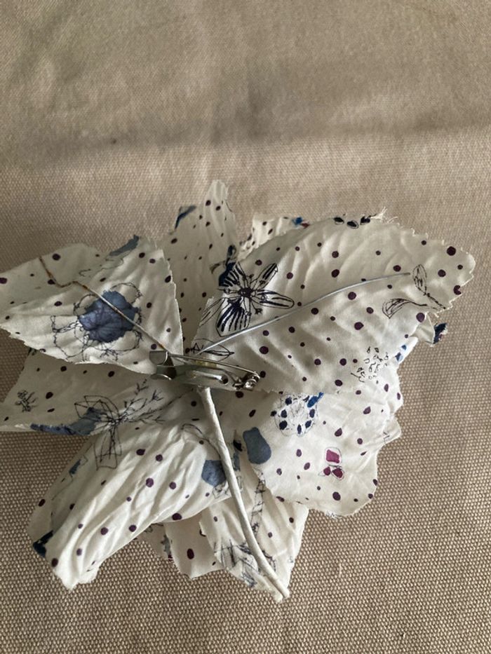 Broche fleur liberty - photo numéro 3