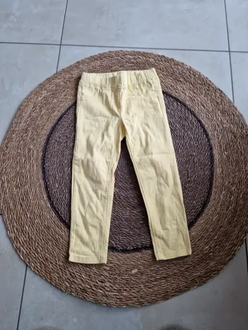Joli pantalon Gémo fille taille 4 ans