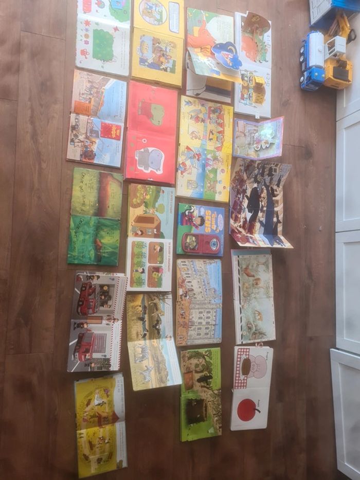 Lot 19 livres imagerie enfants - photo numéro 3