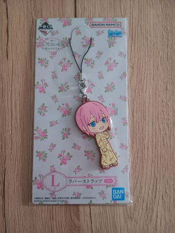 Strap the quintessenssial quintuplets ichika