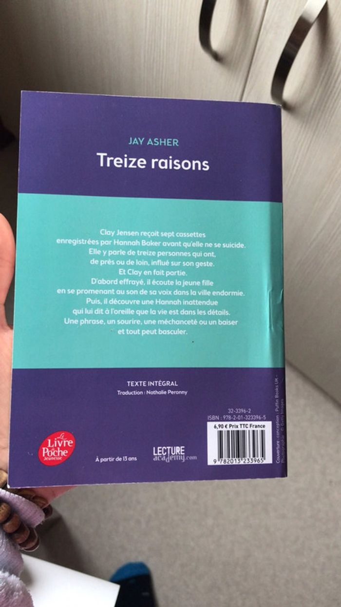 Livre treize raisons why série - photo numéro 4