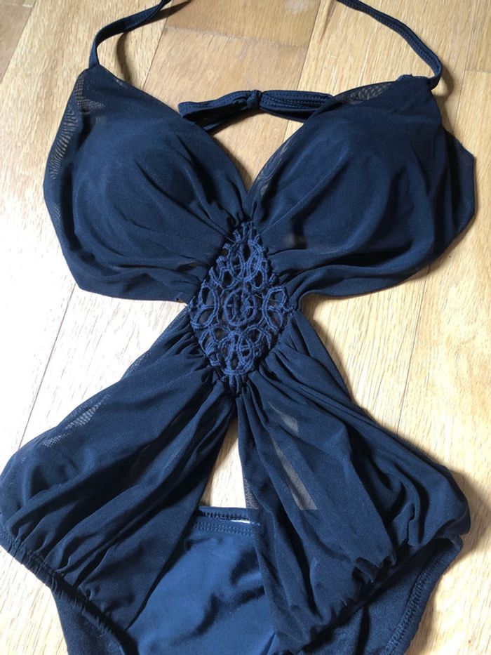 Maillot de bain 1 pièce 34 / 36 - photo numéro 2