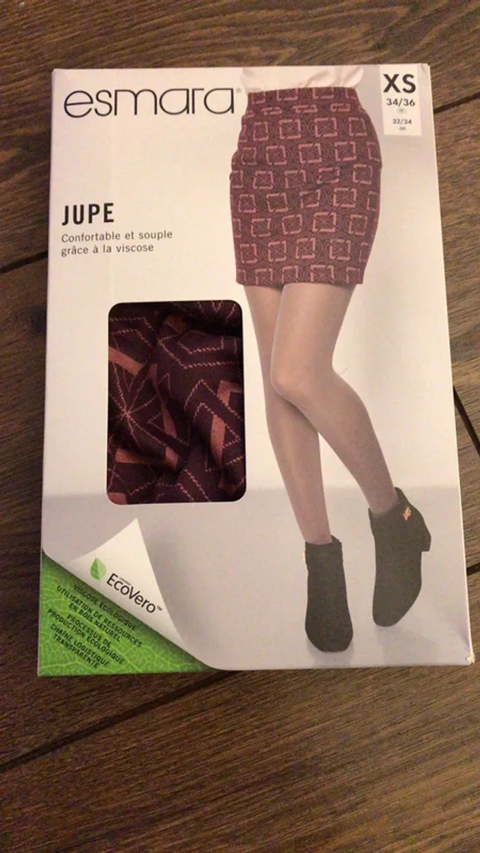 Jupe neuve