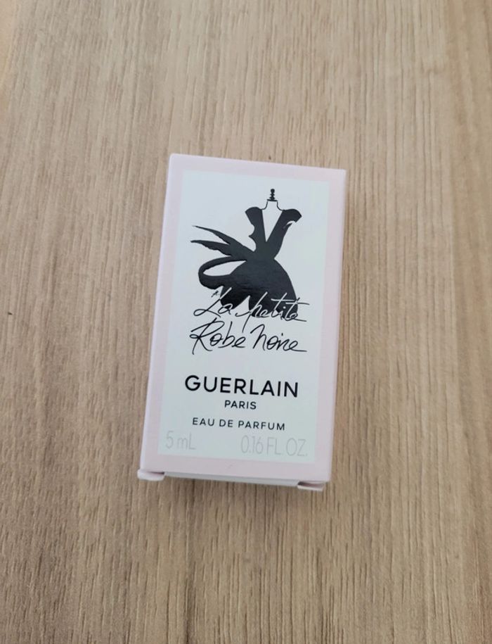 Miniature La petite robe noire Guerlain 5ml - photo numéro 2