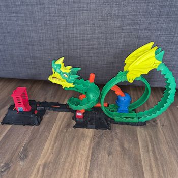 Hot wheels city dragon