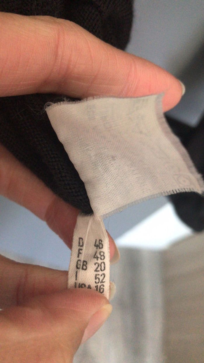 Pull fin en v - photo numéro 4