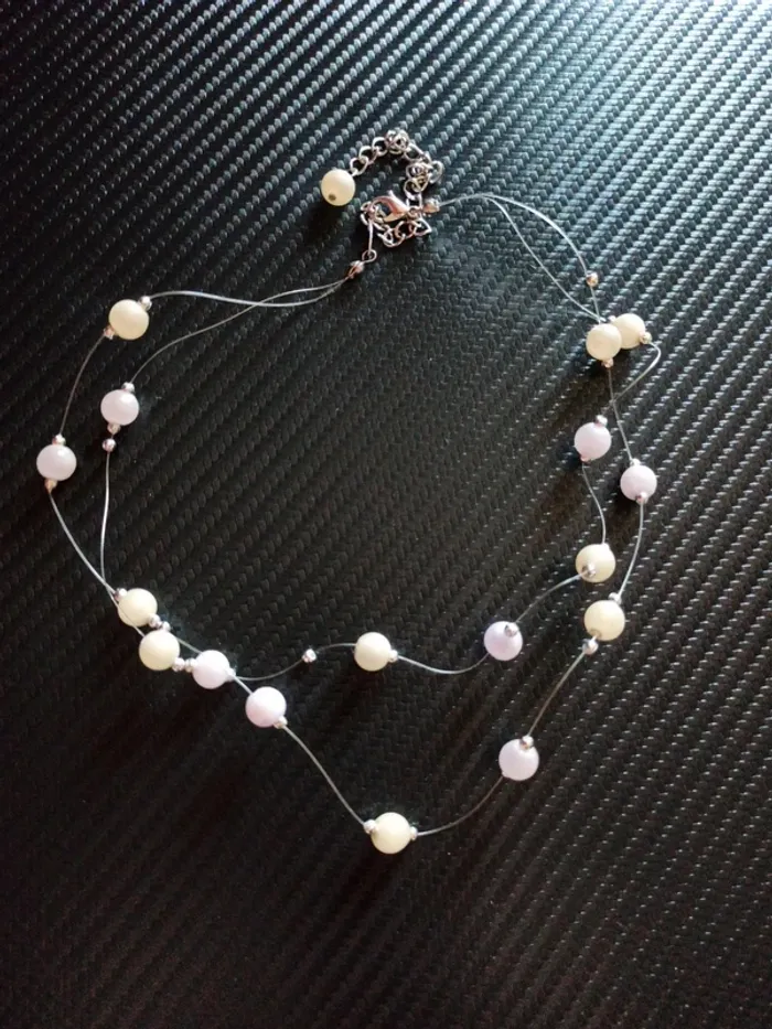 Collier ras-de-cou
