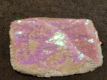 Trousse sequins réversibles blanche ou rose pâle
