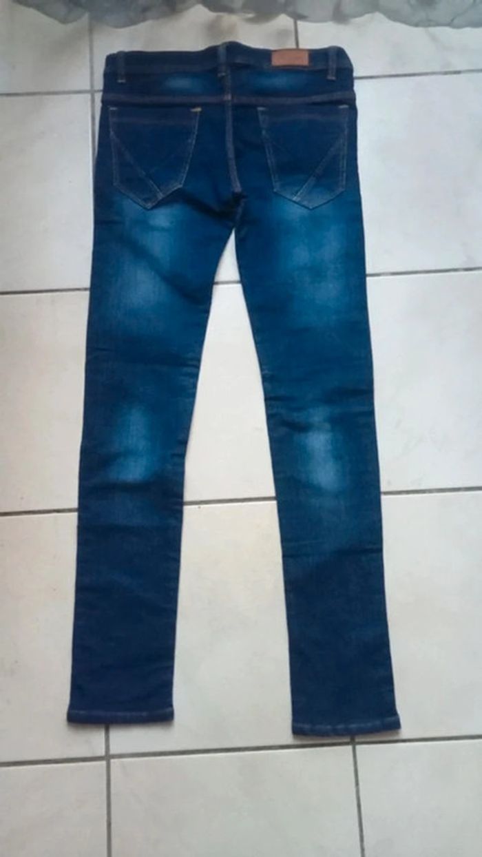 Pantalon en jean comme neuf - photo numéro 12