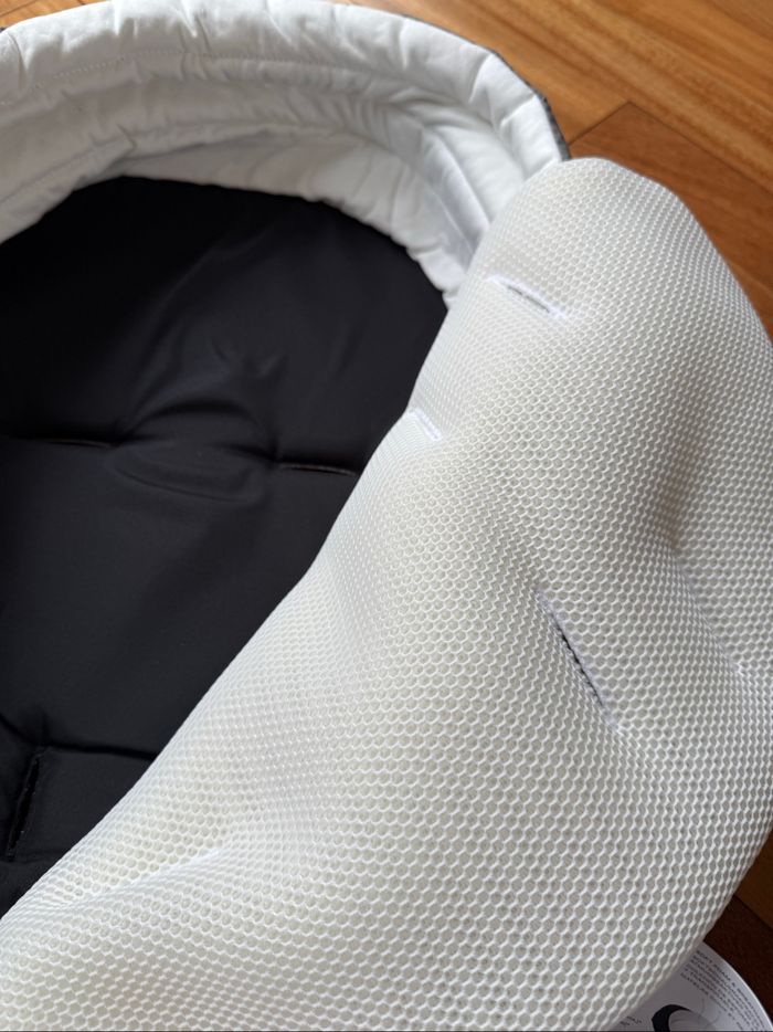 Chancelière lite cot cybex mios priam jamais utilisé soho grey - photo numéro 3