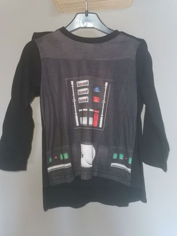 Haut ml star wars 5 ans avec cape neuf