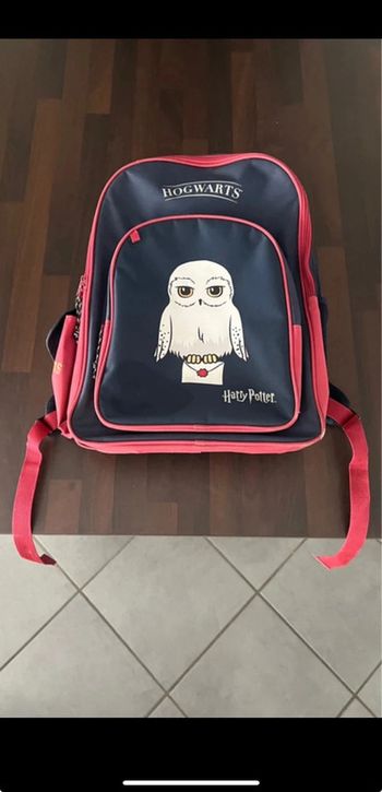 Cartable Harry potter hedwige officiel en bonne état taille 43 cm wizarding world