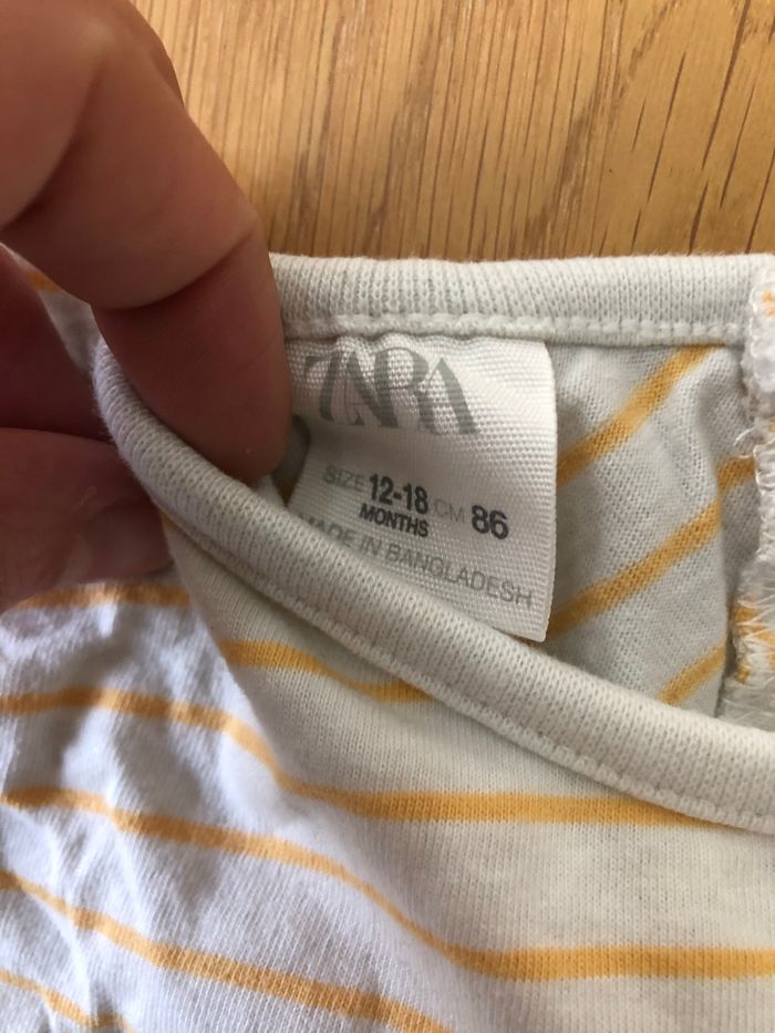 Tee-shirt bébé 12-18 mois . - photo numéro 2