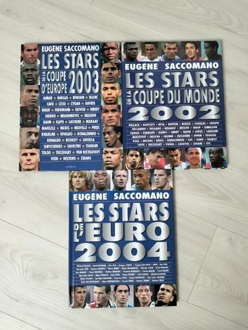 Lot de livres stars de foot.