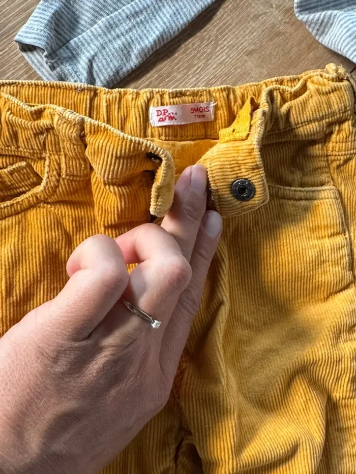 Lot pantalons t shirt manches longues garçon - photo numéro 2