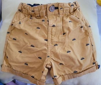 Short jaune