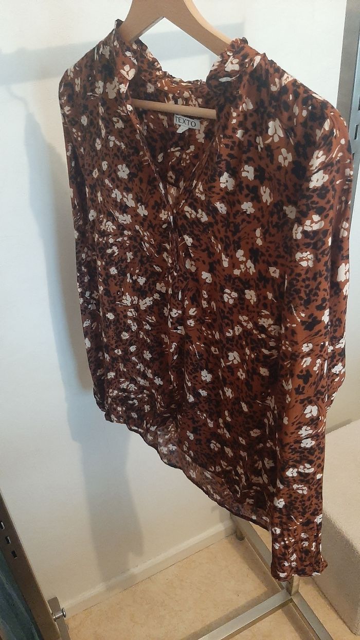 Blouse manche longue à motifs