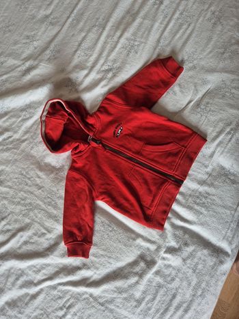 Veste zippé rouge 6 mois