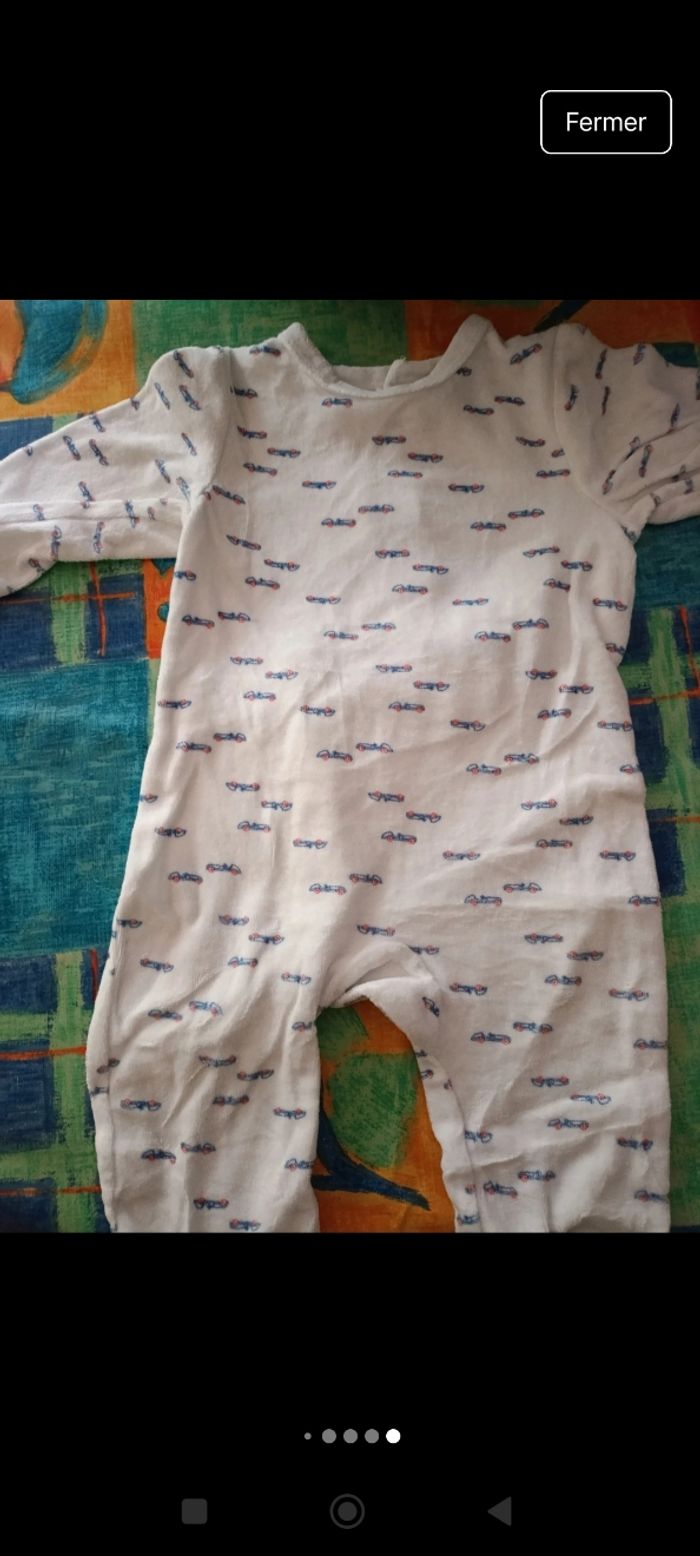 Lot pyjamas hivers 12 mois - photo numéro 9